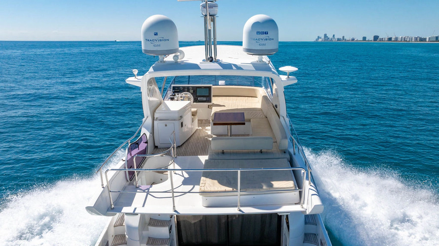 Yullah Yacht Photos Pics 