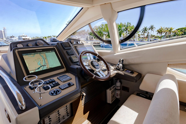 Yullah Yacht Photos Pics 