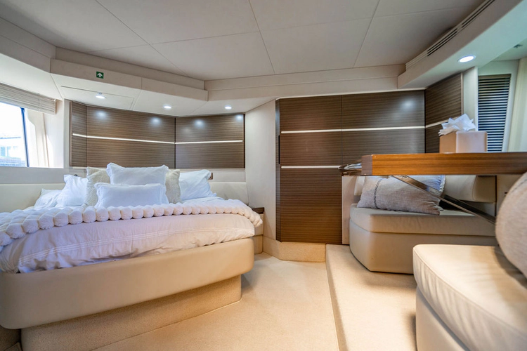 Yullah Yacht Photos Pics 