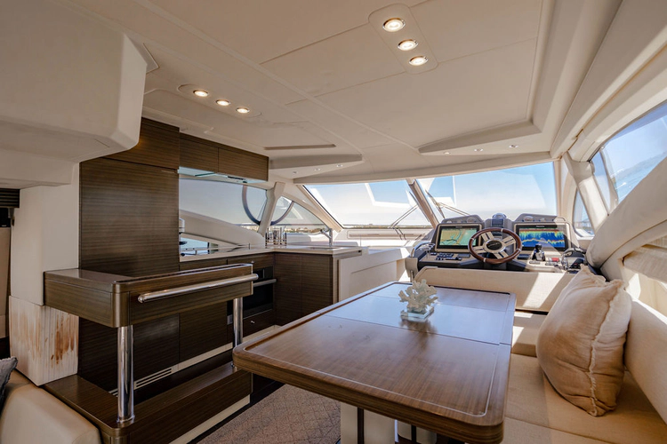 Yullah Yacht Photos Pics 