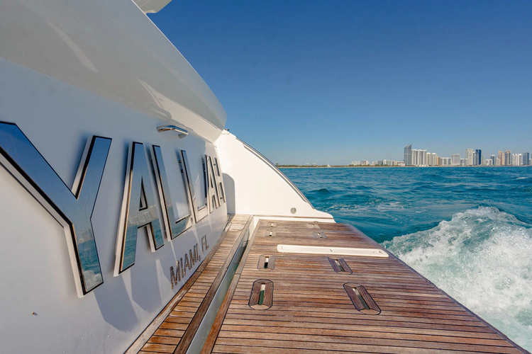 Yullah Yacht Photos Pics 