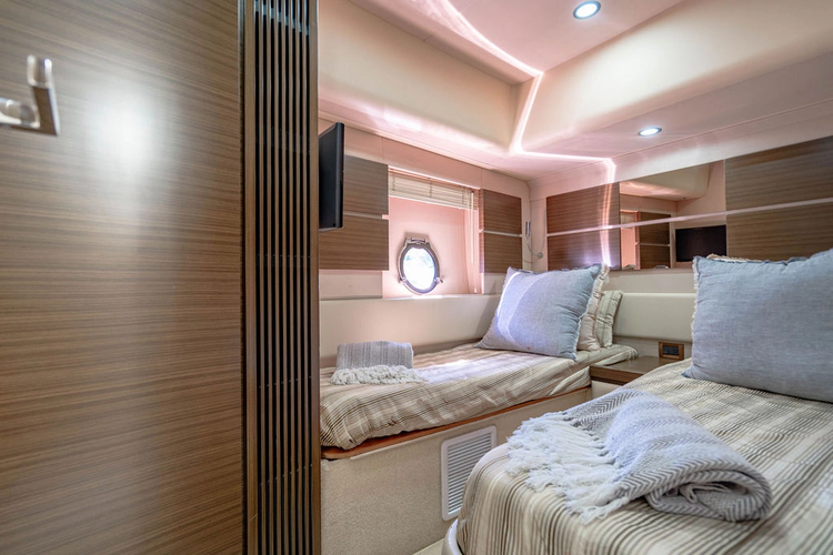 Yullah Yacht Photos Pics 