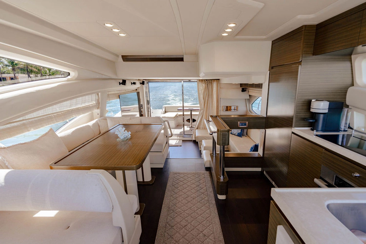 Yullah Yacht Photos Pics 