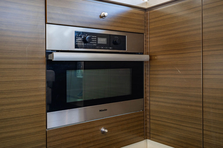 Yullah Yacht Photos Pics 