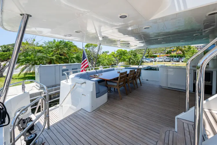 Testudo Yacht Photos Pics 