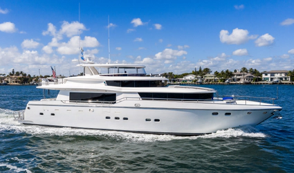 87' Johnson 2005 Yacht For Sale