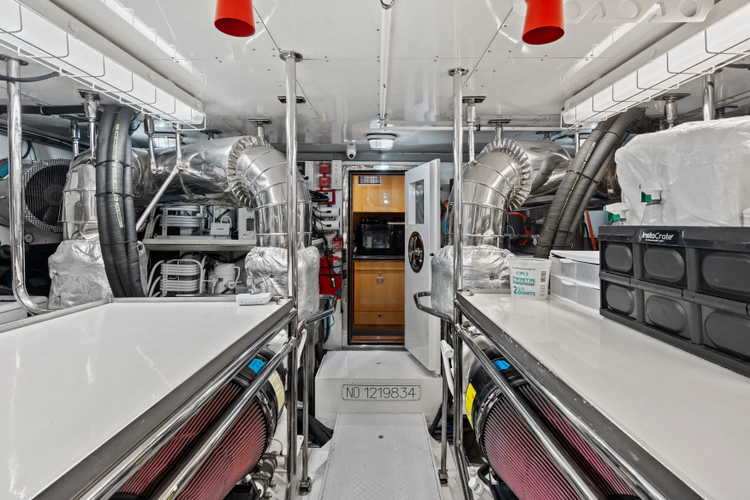 Aleniel Yacht Photos Pics 