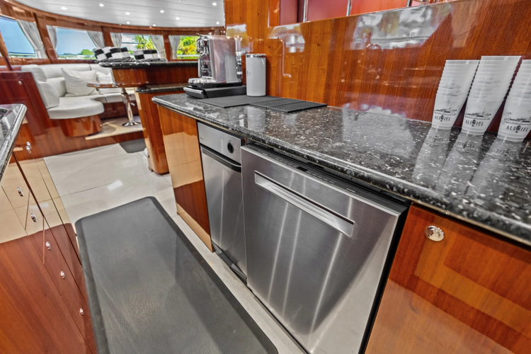 Aleniel Yacht Photos Pics 