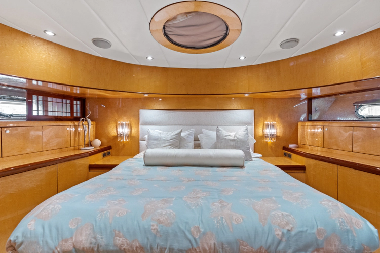 Aleniel Yacht Photos Pics 