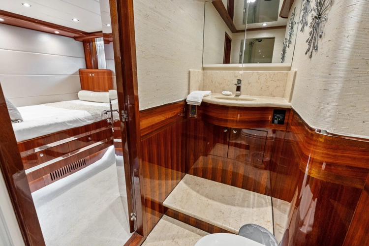 Aleniel Yacht Photos Pics 