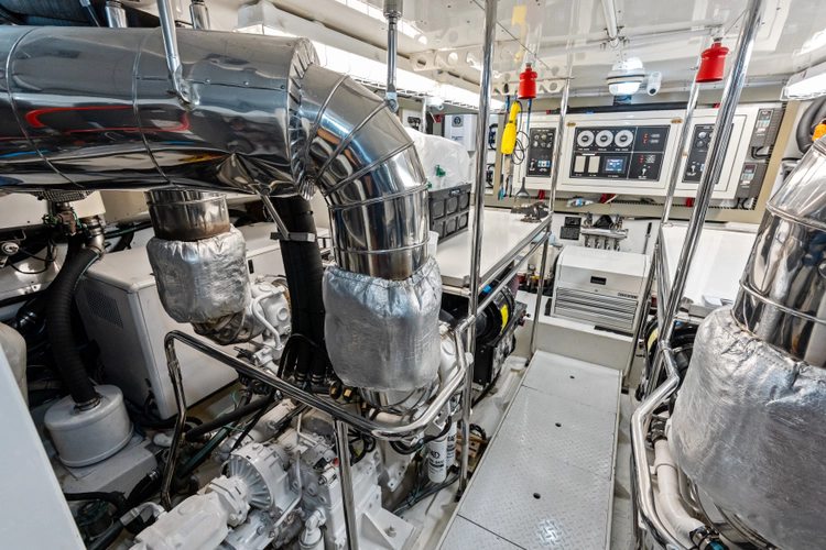 Aleniel Yacht Photos Pics 