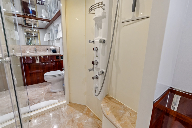 Aleniel Yacht Photos Pics 