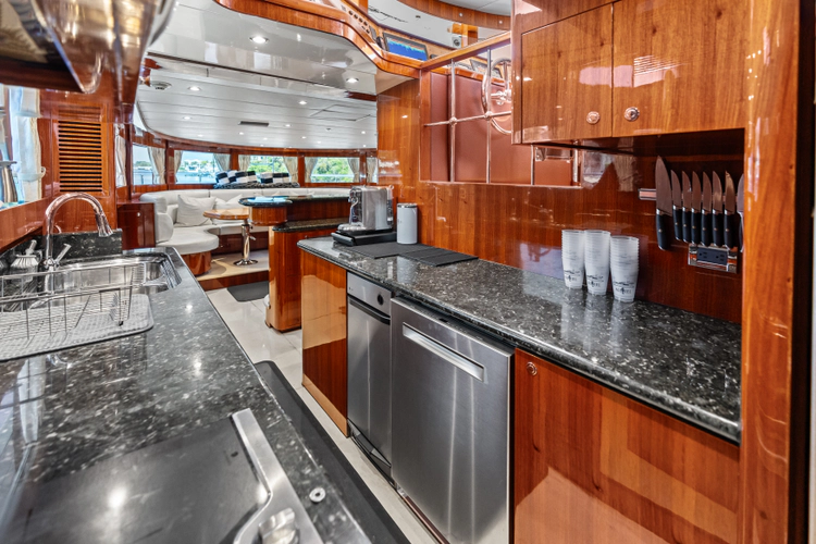 Aleniel Yacht Photos Pics 