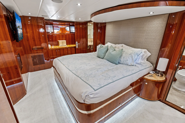 Aleniel Yacht Photos Pics 