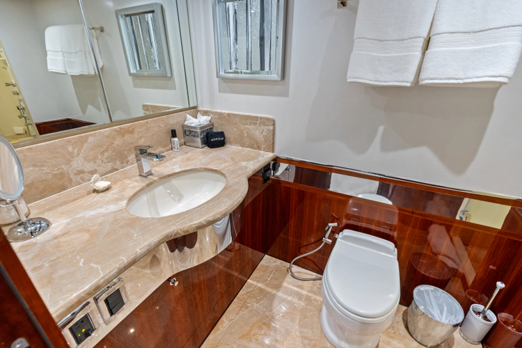 Aleniel Yacht Photos Pics 