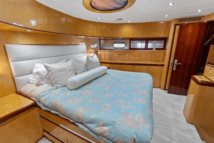 Aleniel Yacht Photos Pics 