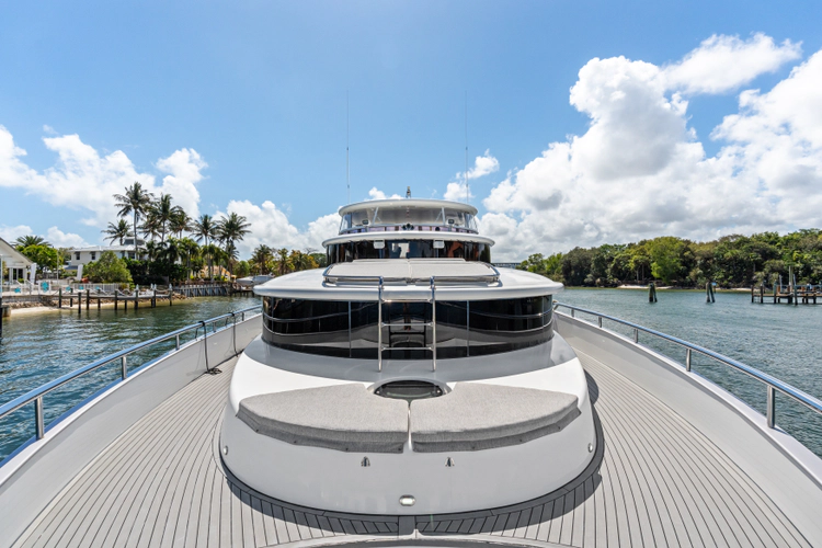 Aleniel Yacht Photos Pics 