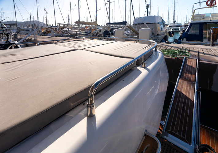 013 Yacht Photos Pics 