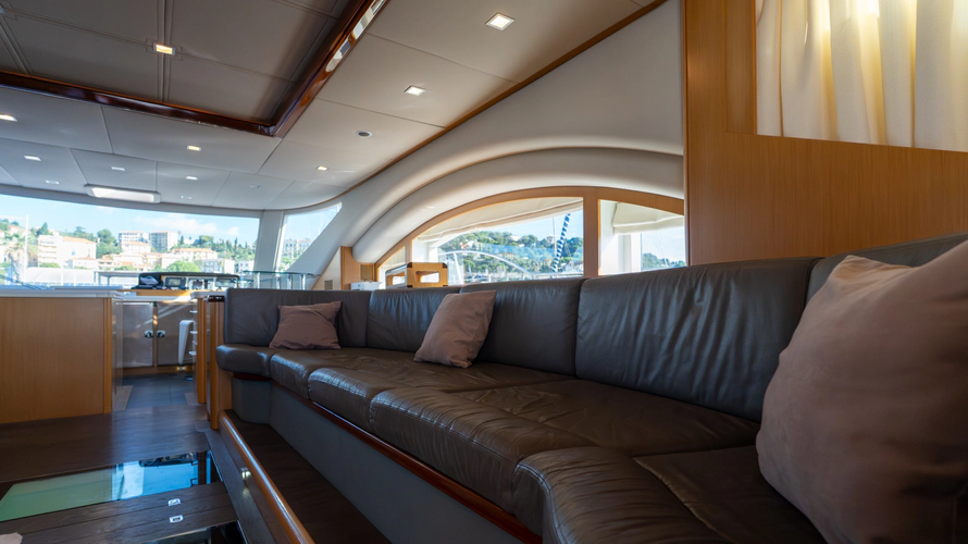 013 Yacht Photos Pics 