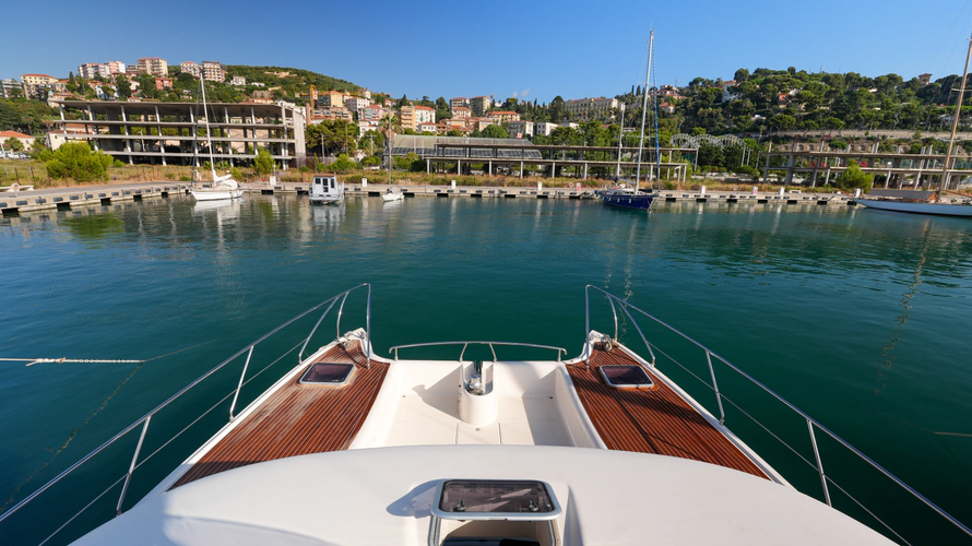 013 Yacht Photos Pics 