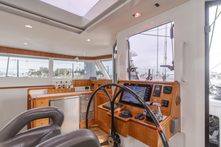 Flash Yacht Photos Pics 