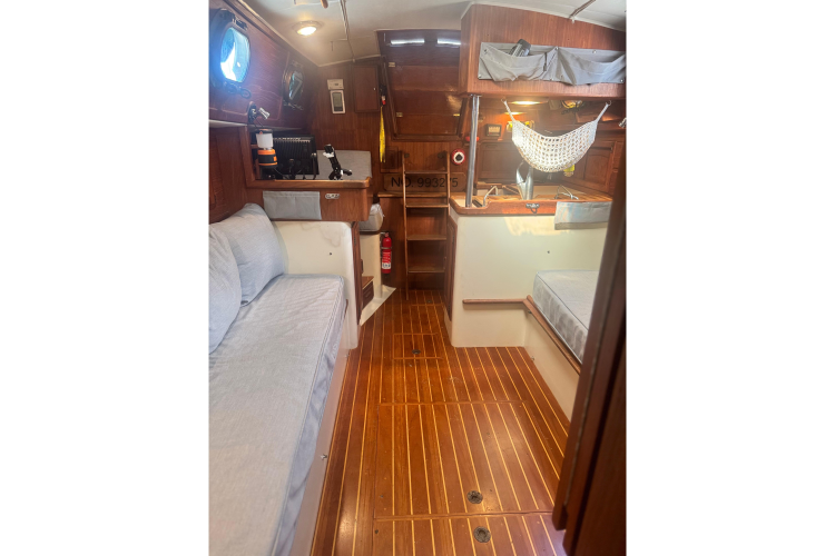 Juniper Yacht Photos Pics 