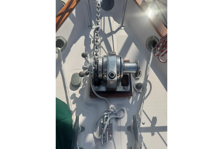 Juniper Yacht Photos Pics 
