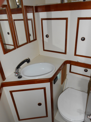 Dutchess Yacht Photos Pics 