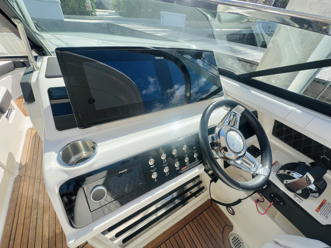 Lemonade Yacht Photos Pics 