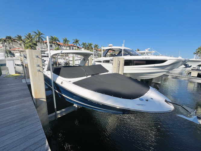 Lemonade Yacht Photos Pics 