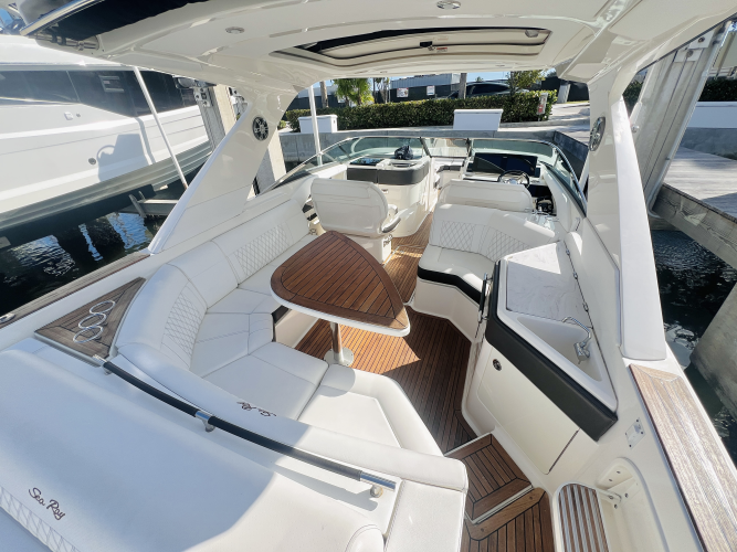 Lemonade Yacht Photos Pics 