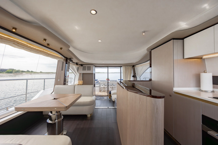 Dolce Vita Yacht Photos Pics 