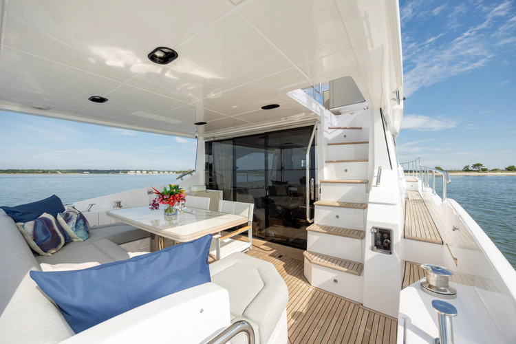 Dolce Vita Yacht Photos Pics 