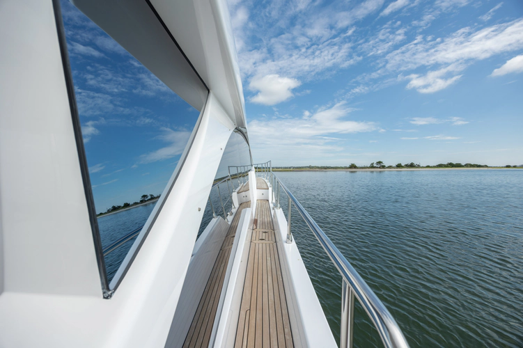 Dolce Vita Yacht Photos Pics 