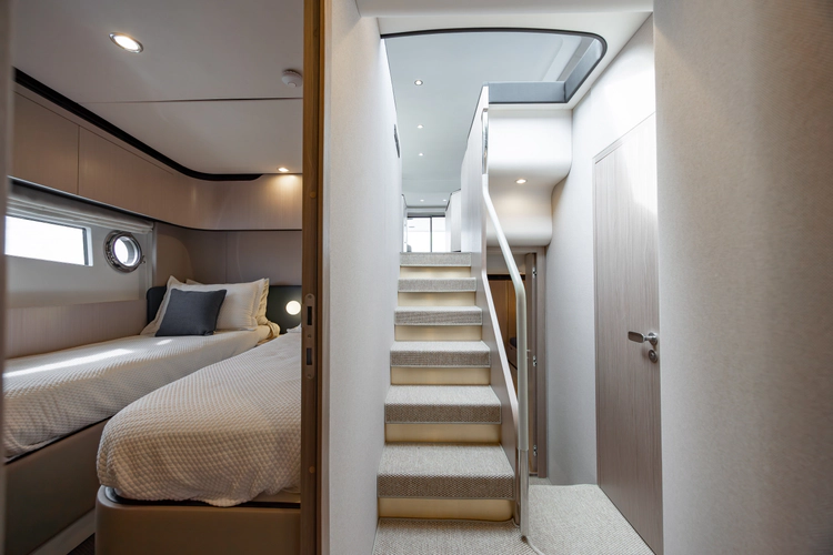 Dolce Vita Yacht Photos Pics 