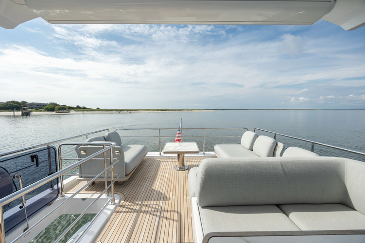 Dolce Vita Yacht Photos Pics 