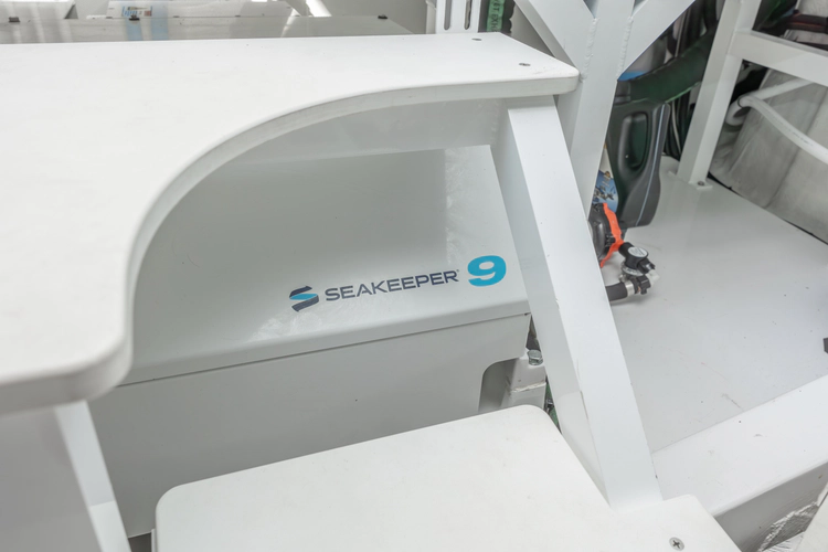 Dolce Vita Yacht Photos Pics 