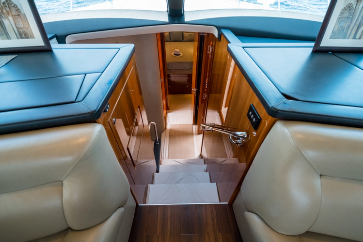 Island Moon Yacht Photos Pics 