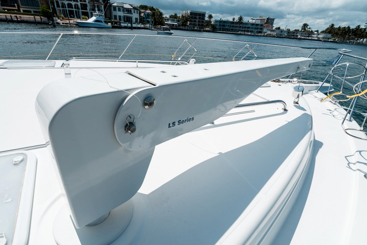 Island Moon Yacht Photos Pics 
