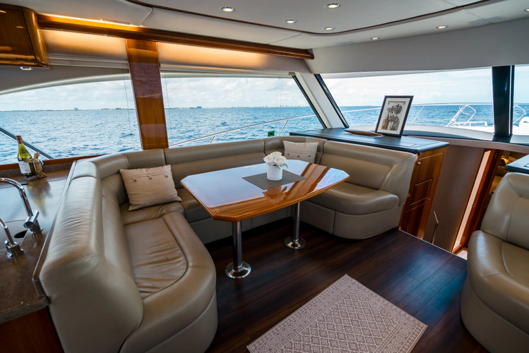 Island Moon Yacht Photos Pics 
