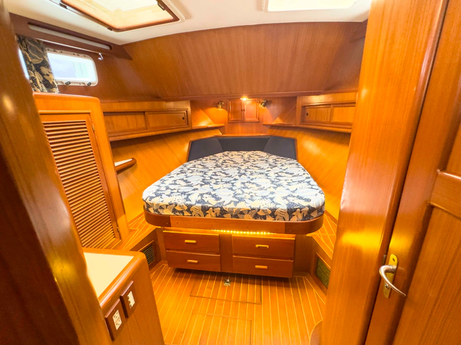 Island Girl Yacht Photos Pics 