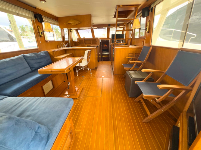 Island Girl Yacht Photos Pics 