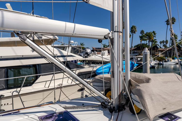 Victory Yacht Photos Pics 
