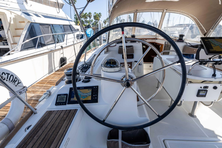 Victory Yacht Photos Pics 