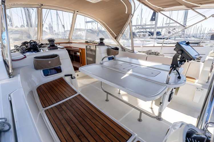 Victory Yacht Photos Pics 