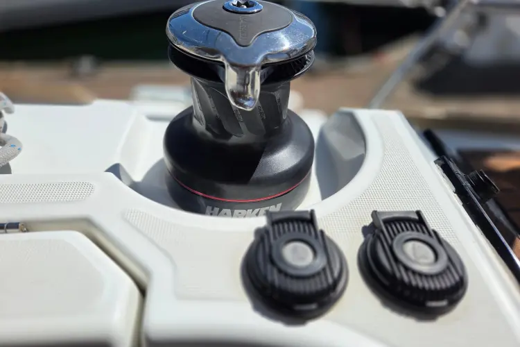 Victory Yacht Photos Pics 