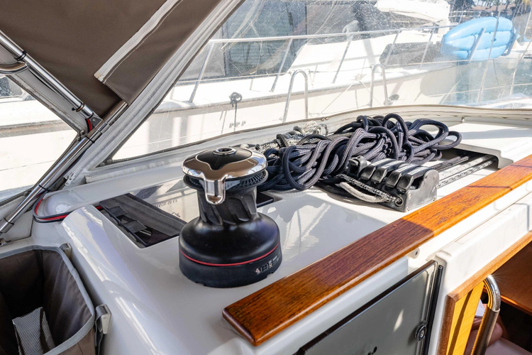 Victory Yacht Photos Pics 