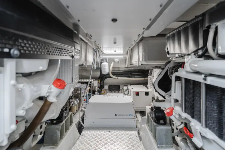 Mrs. Nicely Yacht Photos Pics 