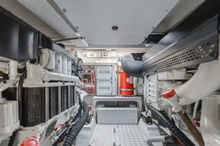 Mrs. Nicely Yacht Photos Pics 