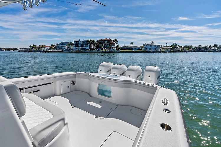 Rock Bottom Yacht Photos Pics 